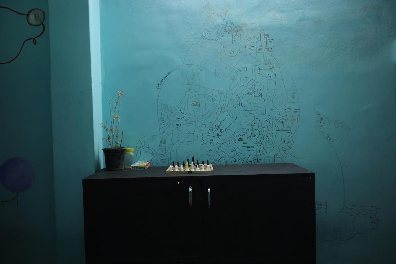 Good Vibes Hostel Varanasi Bagian luar foto